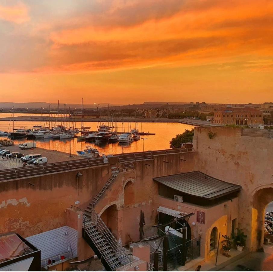 B&B Marina Di Ortigia Syracuse Екстер'єр фото
